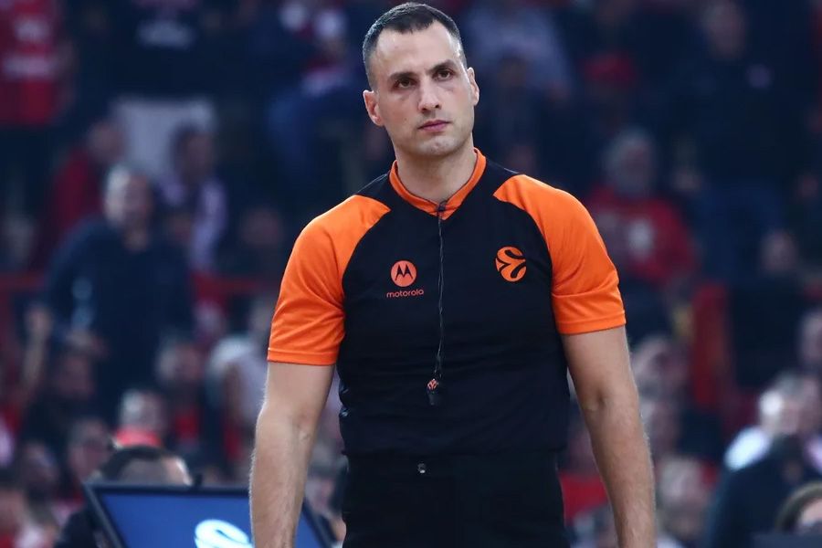 Σοκ στη Euroleague: Συνελήφθη ο διαιτητής Ούρος Νίκολιτς Σοκ στη Euroleague: Συνελήφθη ο διαιτητής Ούρος Νίκολιτς