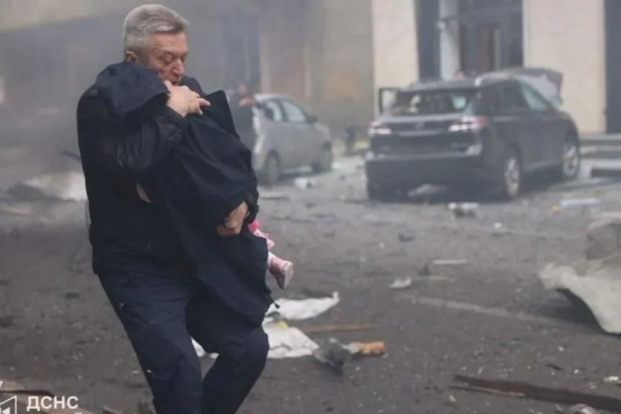 Πώς 48 παιδιά σώθηκαν από επίθεση ρωσικού drone σε νηπιαγωγείο Πώς 48 παιδιά σώθηκαν από επίθεση ρωσικού drone σε νηπιαγωγείο