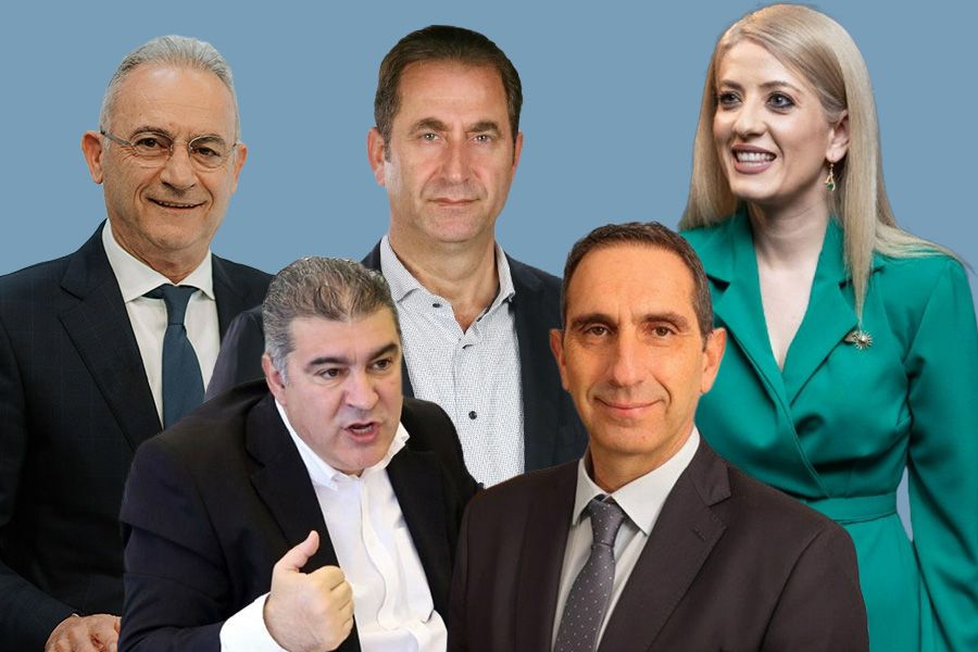 Υπουργός θέλει να γίνει Πρόεδρος κλωθογυρίζει – σουλατσάρει με το ΑΚΕΛ Υπουργός θέλει να γίνει Πρόεδρος κλωθογυρίζει – σουλατσάρει με το ΑΚΕΛ
