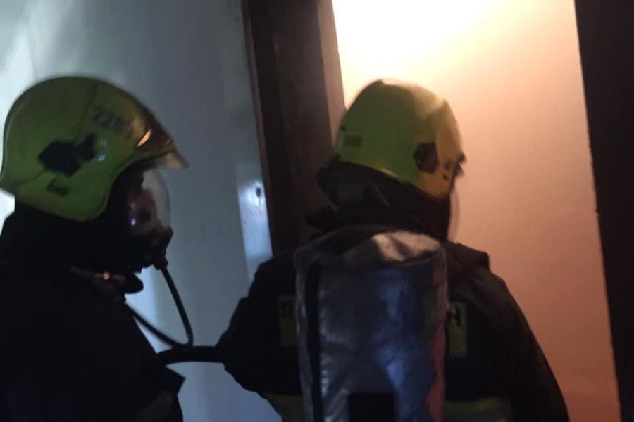 Έβαλαν φωτιά σε κάδους Λυκείου στη Λευκωσία Έβαλαν φωτιά σε κάδους Λυκείου στη Λευκωσία