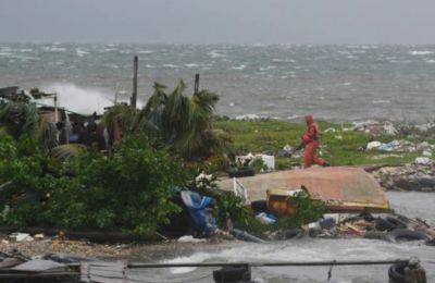 Ο τυφώνας Μελίσσα πλησιάζει την Κούβα 