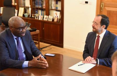 Ο Πρόεδρος εξέφρασε την προθυμία του ιδίου και όλων των μελών της ομάδας του που ασχολείται με το Κυπριακό, να εργαστούν στενά με τον κ. Ντιάν