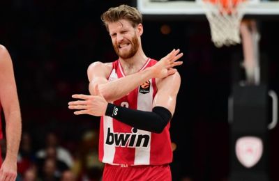 Πήρε την ντερμπάρα του ΣΕΦ και «προσγείωσε» απότομα τον Ολυμπιακό 