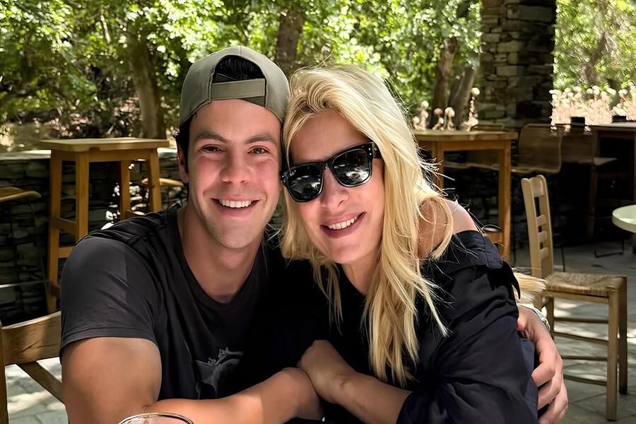 Μενεγάκη: Έτσι της ευχήθηκε ο γιος της, Άγγελος για τα γενέθλια της