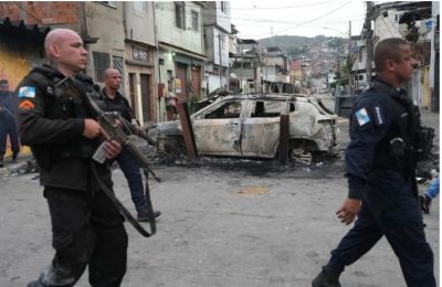 Αιματηρή εισβολή στις φαβέλες του Ρίο - Χτυπήθηκε εγκληματική οργάνωση