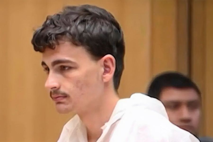 Άγρια δολοφονία: Χτύπησε τη μητέρα του μέχρι θανάτου με σφυρί Άγρια δολοφονία: Χτύπησε τη μητέρα του μέχρι θανάτου με σφυρί