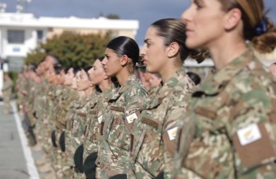 Εθνική Φρουρά: Μόνο μια γυναίκα παρουσιάστηκε για εθελοντική κατάταξη