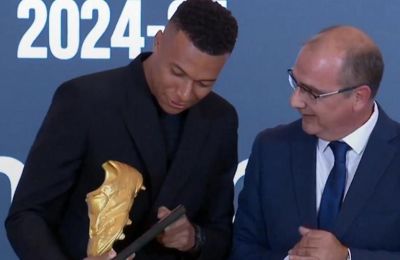 Παρέλαβε το Χρυσό Παπούτσι ο Κιλιάν Εμπαπέ