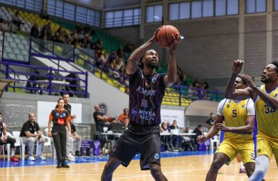 Νικηφόρο πέρασμα του Κεραυνού από το «Λευκόθεο»