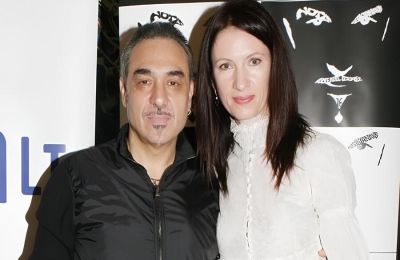 Πάρα πολύ δύσκολες ώρες βιώνει ο Νότης Σφακιανάκης και η οικογένειά του, καθώς έφυγε από τη ζωή η πολυαγαπημένη του σύζυγος, Κίλι.