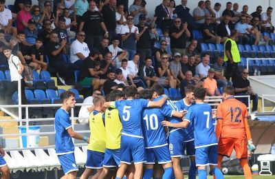 Νίκη, πρώτη θέση και πρόκριση για την Εθνική Παίδων Κ-17