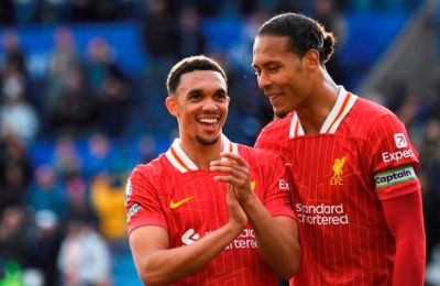 Ο Φαν Ντάικ... ξεγράφει τον Άρνολντ