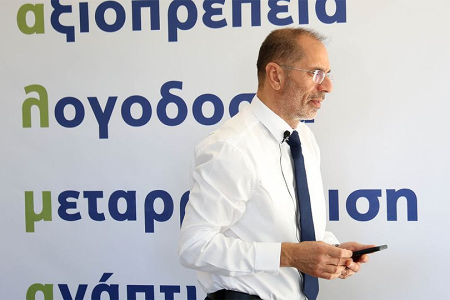 Χασαπόπουλος: Θα αναρτήσω τα μηνύματά του!