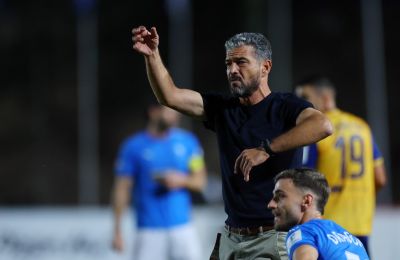 Στα θεωρεία με ΑΠΟΕΛ 