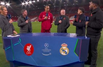 Ο Φαν Ντάικ δεν μίλησε στον Τρεντ (vid)