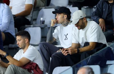 Απολλωνίστες στην κερκίδα