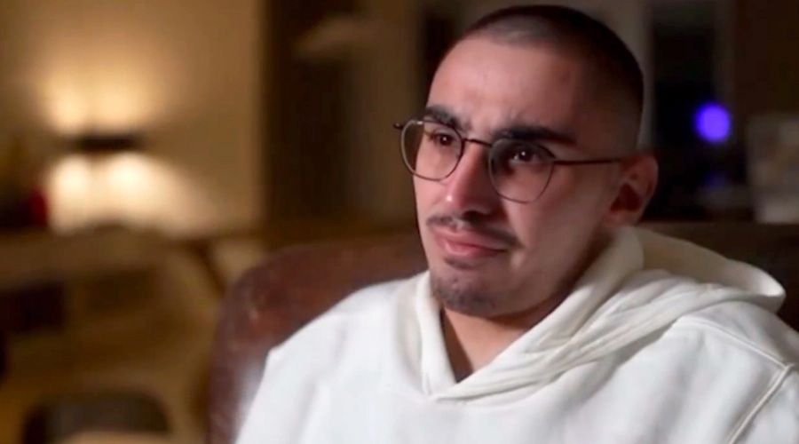 «Με έδεσαν ενώ ήμουν εντελώς γυμνός, ήμουν διαλυμένος»