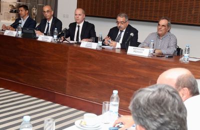 Η μπάλα στην Κυβέρνηση – Ποια θα είναι τα επόμενα βήματα της και πως σκοπεύει να χειριστεί τις εργοδοτικές οργανώσεις.