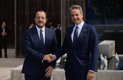 Κατά πόσο υπάρχει συνεννόηση με την Αθήνα, πριν η Λευκωσία προβεί σε τοποθετήσεις για καίρια εξωτερικά ζητήματα, διατύπωσε ο Μιχάλης Σοφοκλέους