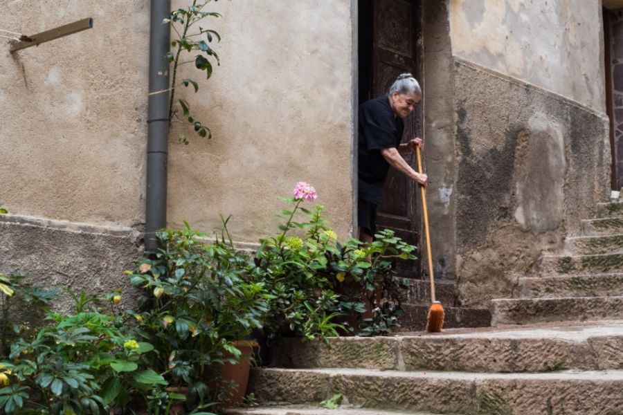 Ιταλία: Αυξάνονται οι άνω των 100 ετών – Τα μυστικά της μακροζωίας Ιταλία: Αυξάνονται οι άνω των 100 ετών – Τα μυστικά της μακροζωίας