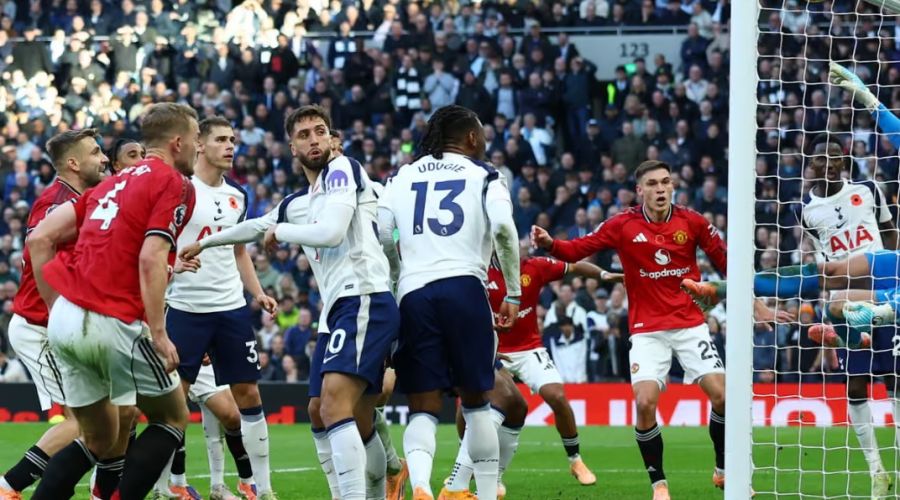 Έσωσε τον βαθμό στο 96' η Γιουνάιτεντ (vid)