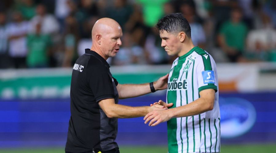 Ούτε στον πάγκο