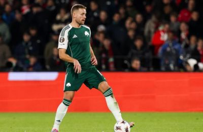 «Έχουμε έναν προπονητή που μπορεί να βελτιώσει ομάδα και παίκτες»