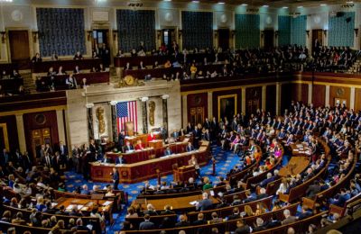 Η Γερουσία έκανε το πρώτο βήμα για τη λήξη του shutdown στις ΗΠΑ