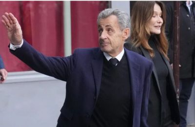 Σαρκοζί: Αποφυλάκιση και να τεθεί υπό επιτήρηση ζήτησε ο εισαγγελέας 