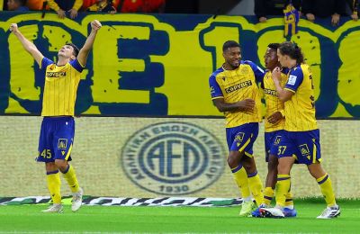 AEΛ: Το βράδυ των επιθετικών δείχνει το δρόμο