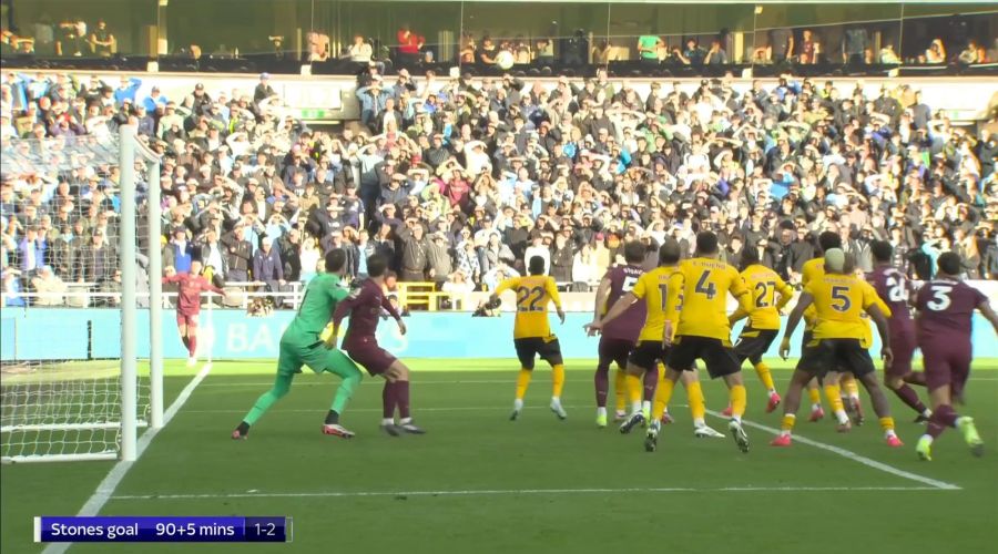 Ίδιος διαιτητής, ίδια φάση, άλλη απόφαση (vid)