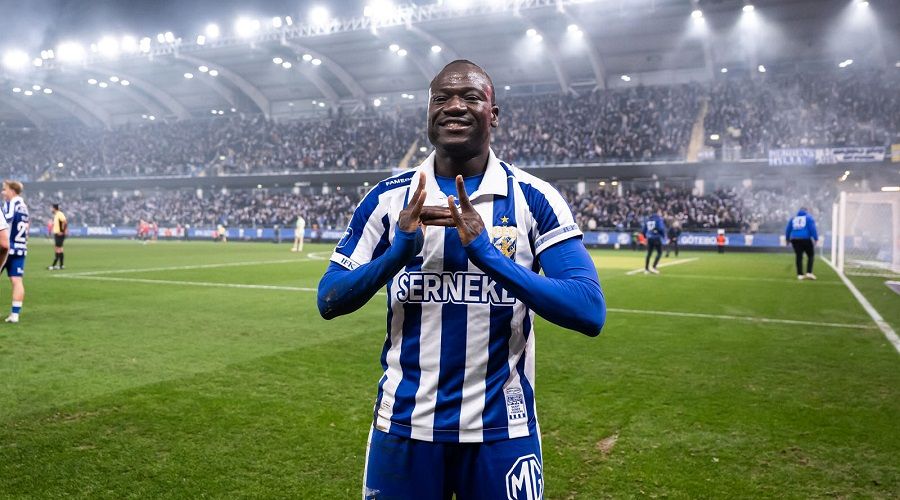 «Κάρφωσε» με το κεφάλι και τραυματίστηκε ο Αλιούμ (vid)