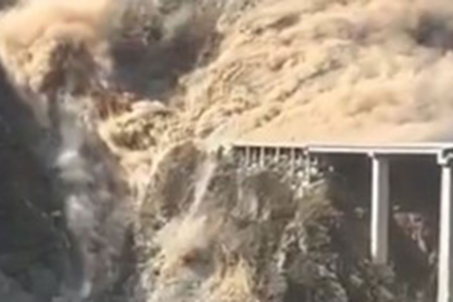 Κίνα: Γέφυρα κατέρρευσε λίγους μήνες μετά τα εγκαίνια (ΒΙΝΤΕΟ)