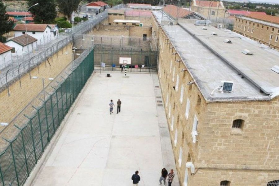 Κεντρικές Φυλακές: Καταγγελία για ξυλοδαρμό υπόδικου από δεσμοφύλακες