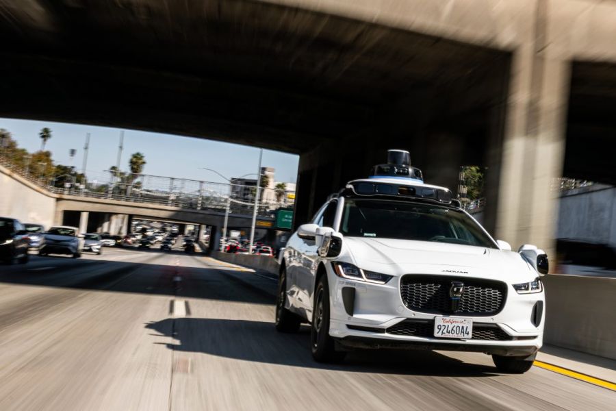 Ρομποταξί χωρίς οδηγούς σε αυτοκινητόδρομους των ΗΠΑ