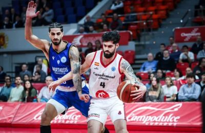 Ήττα στην Ισπανία για την Ανόρθωση