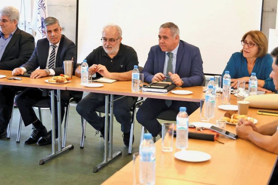 Υπογράφεται σήμερα καταρχήν συμφωνία για ΑΤΑ