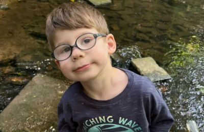 Κραυγή αγωνίας από τη μητέρα του Αβραάμ - «Μας θεωρούν μετανάστες» 