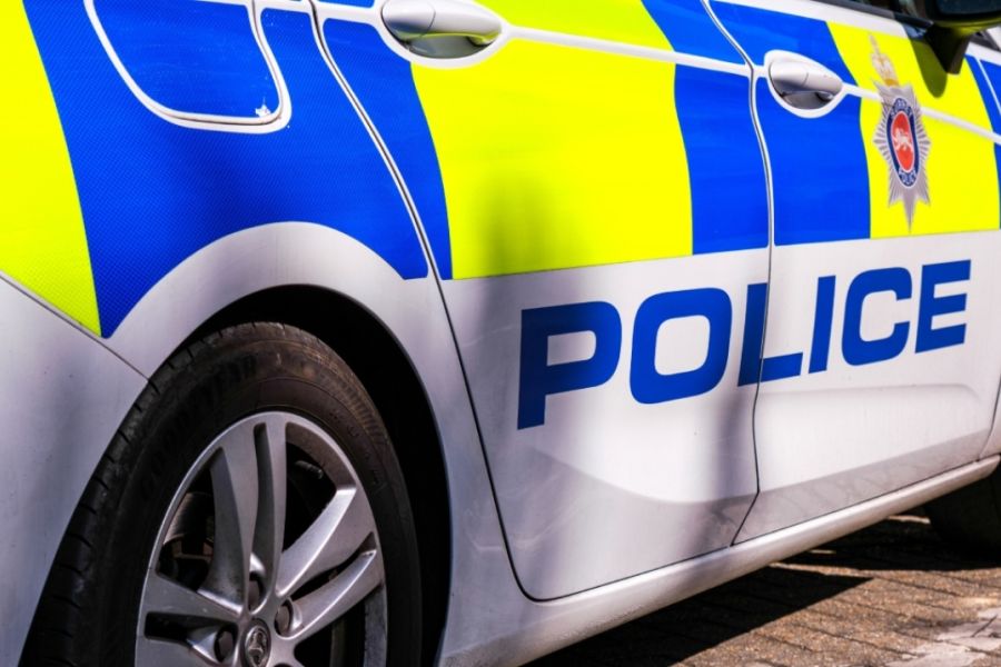 17χρονη μαχαιρώθηκε μέχρι θανάτου στο σπίτι της