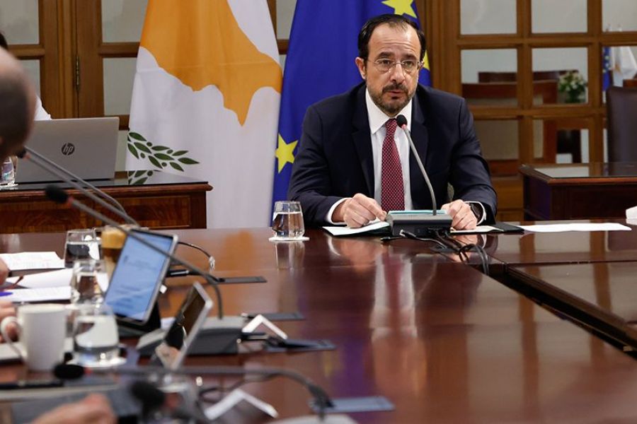 Έφτασε η ώρα του ανασχηματισμού;