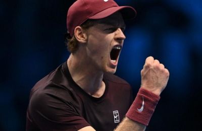 Προκρίθηκε στα ημιτελικά του ATP Finals 2025 ο Γιανίκ Σίνερ!