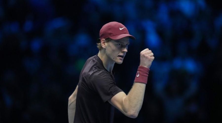 Άνετη πρόκριση του Σίνερ στον τελικό του ATP Finals 