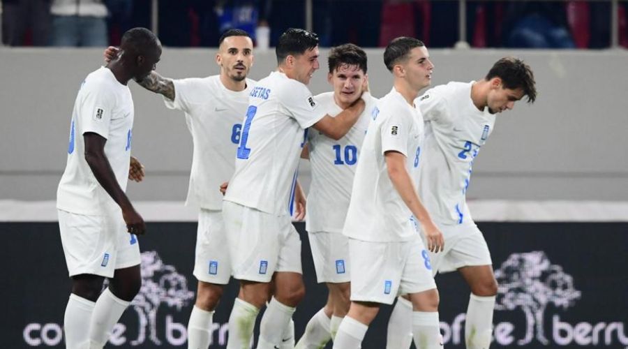 Αρχηγική ομιλία Μπακασέτα στα αποδυτήρια της Ελλάδας