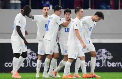 Αρχηγική ομιλία Μπακασέτα στα αποδυτήρια της Ελλάδας