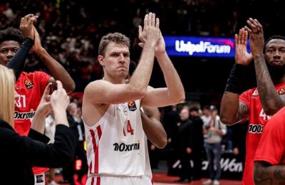 «Οι κατάρες και όλα αυτά... »