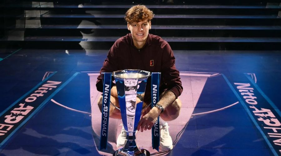 «Βασιλιάς» στο Τορίνο ο Σίνερ (vid)