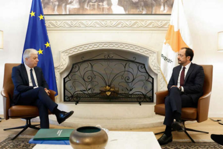 ΠτΔ: Επείγει η ψήφιση της αξιολόγησης εκπαιδευτικών, διακυβεύονται €60