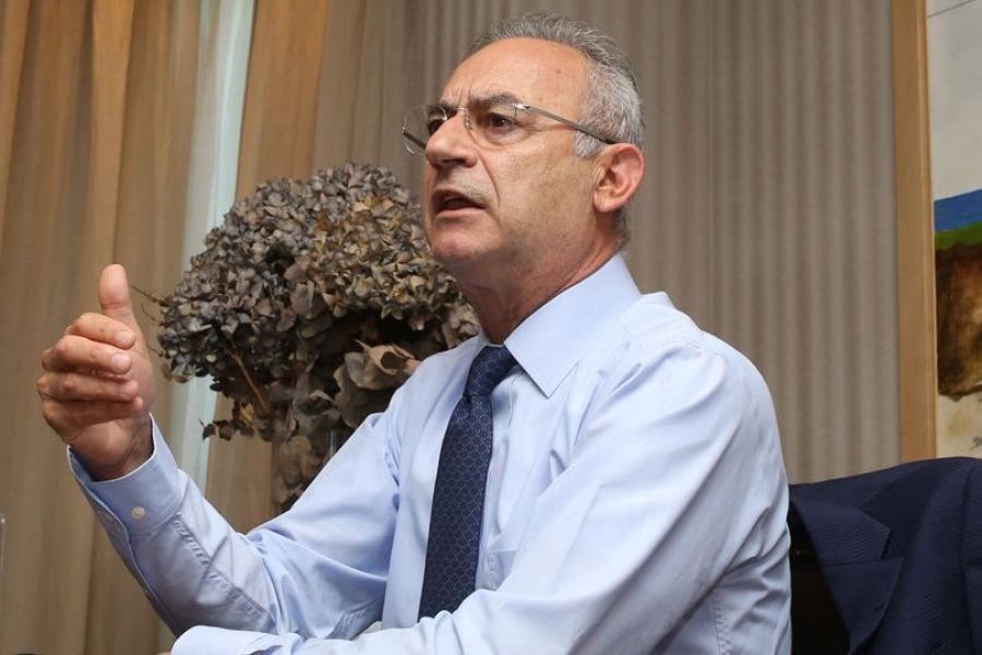 Διαψεύδει τον Χασαπόπουλο ο Αβέρωφ