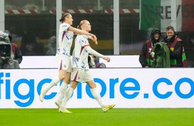 Ο Χάαλαντ φρόντισε να μην εκτεθεί από τον Εσπόσιτο 