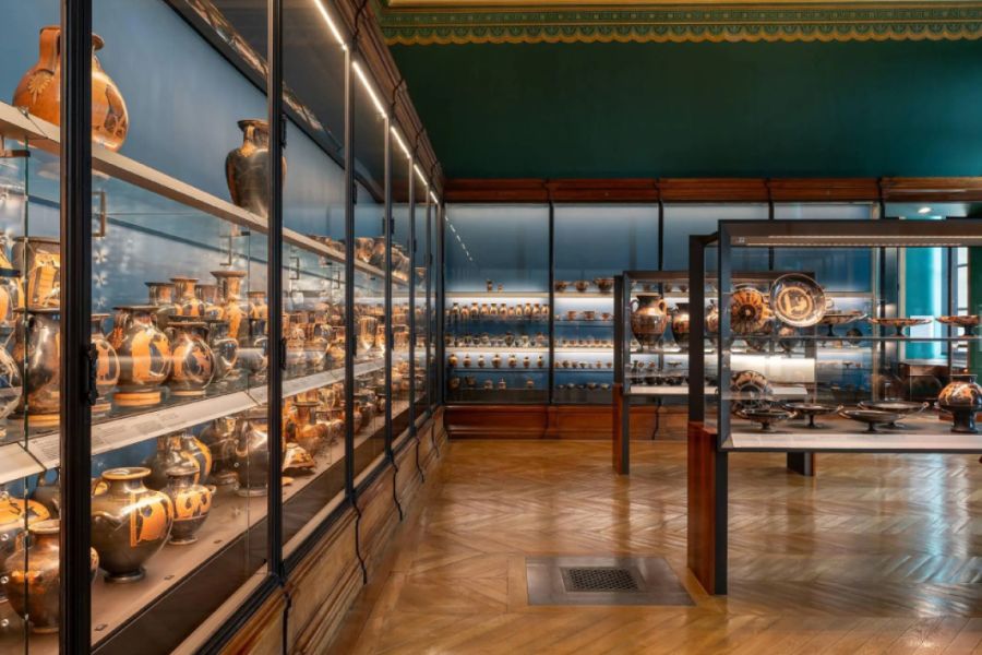 Λούβρο: Κλείνει προληπτικά γκαλερί με ελληνικά κεραμικά